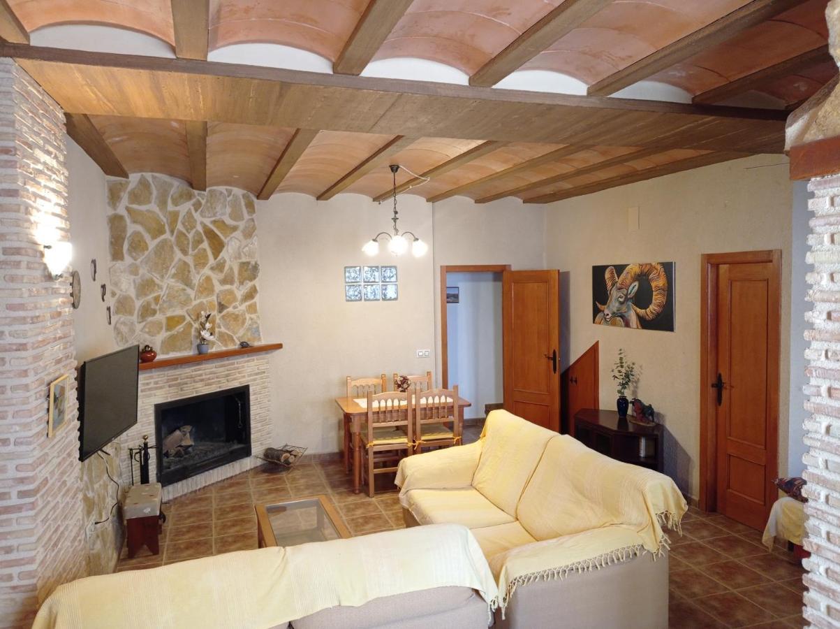 Casa Camille.Villares Elche De La Sierra Kültér fotó