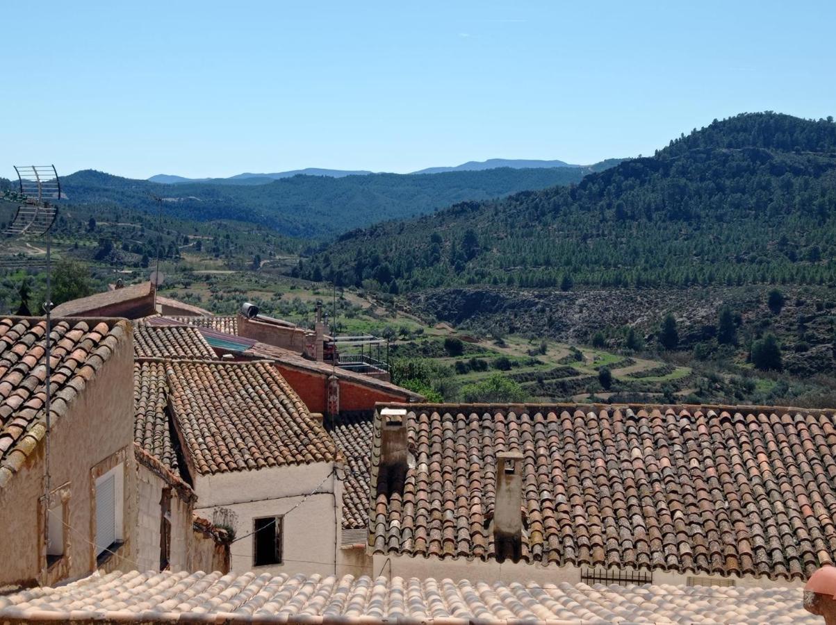 Casa Camille.Villares Elche De La Sierra Kültér fotó