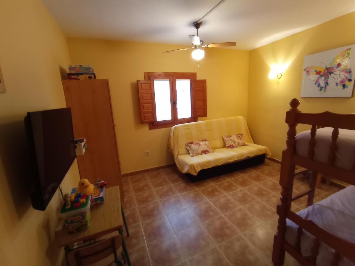 Casa Camille.Villares Elche De La Sierra Kültér fotó